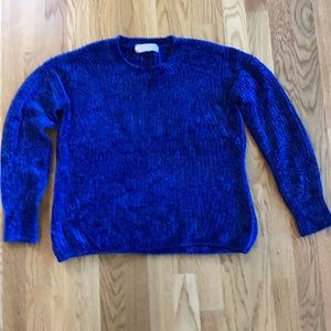 Beautiful velour sweater